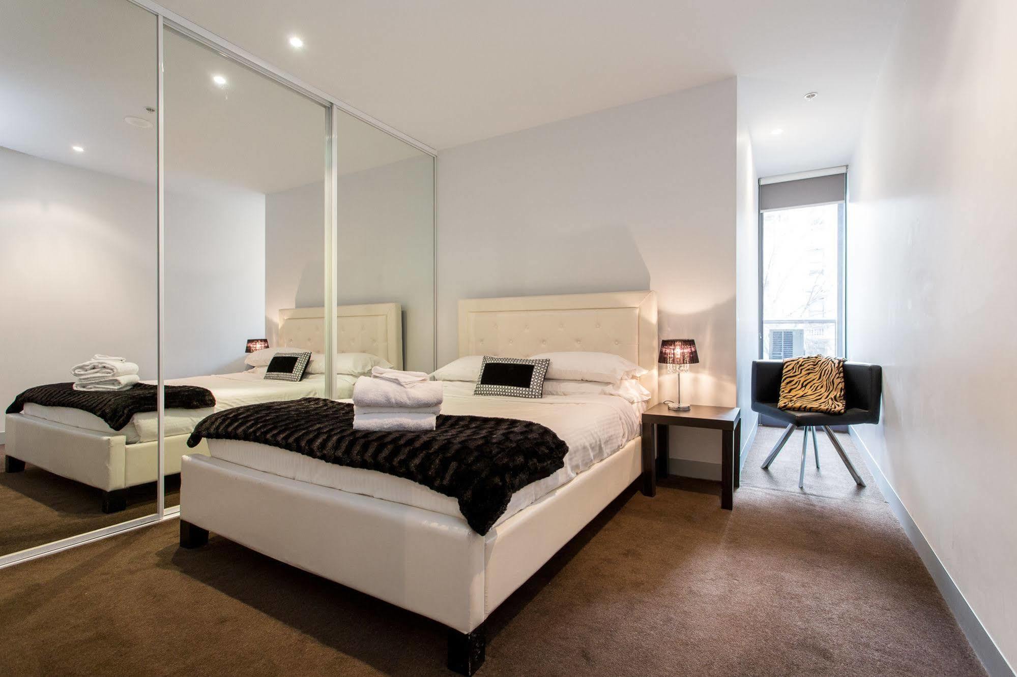 Abc Accommodation- Flinders Street Melbourne City Exterior foto